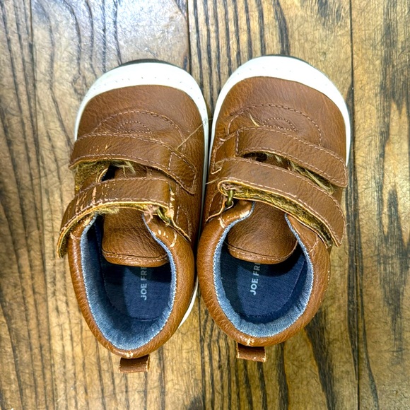 Baby shoe - Picture 1 of 2